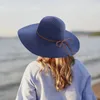 Beretten vrouwen floppy zon hoed zomer wijd rand kap vouwbaar katoenen rietje voor UV Protect Travel vrouwelijke zonnebrandcrème