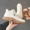 Chaussures à semelle douce, top en cuir pour femmes petites chaussures blanches, chaussures décontractées à la mode