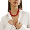 Choker Collier perlé coloré à la mode Perles de matériaux acryliques Bijoux de cou à la main Cadeau parfait pour les filles