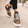 Fitness Shoes 2024 Women Wedge Sneakers Fashion Lace Up Vulcanized Leopard Aumento da Garota Hollow