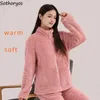 Ev Giyim Kalın Pijama Setleri Kadınlar Mercan Kadife Kış Sıcak Moda Sweet Giyin Sıcak Tutun Sarkık Rahat Rahat Homewear Fermuar Furry