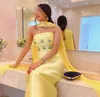 Robes de fête fashionvane jaune sans bretelles cristaux de promotion de gaine robe de soirée avec les femmes de mariage invités femmes robes spéciales