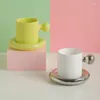 Mugs Nordic Candy Color Egg Handle Ceramic Cup and Saucer Creative Exquisite Coffee Afternoon Dish Set Presentförpackning