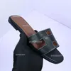 Femmes Sandals Brand Designer Slippers Flip fliplops Luxury Fashion Fashion Crocodile Skin Slide Ladies Beach Sandale Summer avec boîte