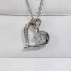 Colliers pendants Collier de conception de double coeur esthétique pour femmes Incru