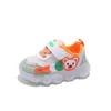 HBP icke-varumärke upplyst 2024 Spring Spädbarn och småbarn Walking Shoes For Boys Cartoon Mesh Light Shoes For Girls Soft Sole Walking Shoes