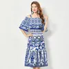 Kortärmad Suspender kjol 2024 Autumn Foreign Trade Women's Retro Blue and White Porcelain tryckt off-shoulder svamphorn är