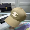 Летние мячи для шариков вельветовые большие буквы Embriodery Baseball Cap для мужских дизайнерских шляп модных шляп Street Hat Beanies Multi Colors 6781