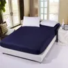 Conjuntos de roupas de cama 3 PCs algodão Algodão de alta qualidade Cetina listrada de cor sólida travesseiro de folha com quatro cantos de colchão elástico de colchão