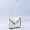 Sacs de soirée personnalisés enveloppe de perle Simple Crossbody for Woman Fashion Black White Splice Bouded Woven Women's Bag de femme