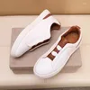 Casual schoenen Italiaanse echte lederen herenwitte niet-slip buiten comfortabele mannen sneaker sport tennisontwerpster SHOEA3