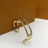 Mit Box Luxus Designerin Bangle Diamond Blumenarmband für Frauen Manschetten Armreifen 18k Gold Titanium Stahl Bangle Schmuck Valentinstag Geschenk