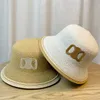 Designer Bucket Hats for Women Luxurys Straw Hat Mens Summer Beach Cap Big Brim Hats Vacation Sunhats Casquette