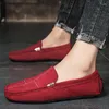 Casual Shoes Spring Men Velvet Handmased Leather High Quality Designer Loafers Soft Sole Bekväm lyxkörning