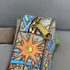 Novo desenho animado graffiti bolsa de sacola de bolsa de designer em couro mochila impressa Menina Mulheres Viagem Compras de bolsa casual Bolsa ajustável Bolsa de moda de bolsa Crossbody