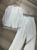 Tweedelige broek voor dames 2024 Zomerpak Hoogwaardige linnen zijden Wit Blazer Jacket Sets Taille Wide Been broek Vrouwelijke kleding