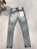 Frauenhose 2024 Lila Marke Hochwertige Jeans 1: 1 Tide Mode Slim Fit Street Ripped Patch Patch