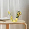 Vasi Base stabile di colore giallo brillante Aggiungi divertente tavolo da pranzo statue da statua di banana decorazioni per la casa