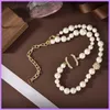 Bracelets à charme 2024 perle new collier dames gold colle de mode designers bijoux pour femmes chaînes de fête collier avec diamants accessoires l46