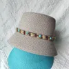 Cappello di paglia estivo per uomini Accessori per catene di moda per uomini Accessori per secchio Cappello Beach Hat Hat Resistente al sole 240325