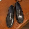 Lässige Schuhe desai Desai Top -Quality -Männer Ladung Male Male Full Getreide Leder Krokodilmuster Ober 2024 Frühlingsankunft