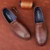 Chaussures décontractées Men de luxe Classic Gétille en cuir mocassins pour hommes Slip-on Driving Man de haute qualité mocassins