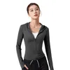 LL Women Yoga Jacket Body-Huging-Yoga-Anzug mit Kapuzenkapitalanzug hoher elastischer, schnell trocknender schlanker Strickjacken mit Ärmeln Yoga Mantel