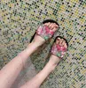 Designer sandali Slifori Italia Parigi Nuove vetrini di gomma sandali Brocade floreale da donna Scifettano Flip Flip Flop