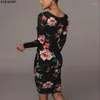 Women's Knits 2024 Winter Dress In Europe Sexy V-neck Long-sleeved Print A Folded Smoke Pleated Skirt