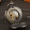 Pocket horloges wiel dubbelzijdige holle hand wind mechanische pocket mannen zwarte bronzen steampunk vintage hanger fob met ketting L240402