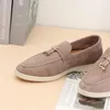 Casual schoenen sneakers loafers voor mannen 2024 mocasines hoogwaardige luxe bruin suede lederen flats vrouwenmerk