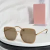 Sonnenbrille Square Luxus Border Design Frauen im Freien Mini Brillen UV400 Männer Geschäftsreise Modetrendgläser