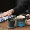 Керамическая чашка керамика с фильтром ретро -ретро -ручной работы роскошные крупные кофейные чашки установить туристический офис домохозяйства водные подарки