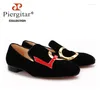 Casual Shoes Piergitar 2024 Handmade Black Velvet With LOVE Letters Design Fashion Party And Wedding Men Loafers Plus Size Men's Flats