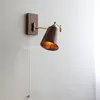 Lampe murale Walnut Cendre en bois LED à côté de la chaîne de traction Plugure de l'interrupteur de la chaîne à la maison Miroir de salle de bain intérieure Miroir