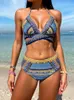 Retro Ethnic Style Shawl Bikini Cross Pasek Bra Kobiety Trzyczęściowe stroje kąpielowe błękitnokrotne z wysokim poziomem odzieży plażowej 2024 Summer 240322