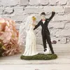 Party Supplies Funny Football Lover Cake Toppers för bröllopsdekorera fotbollsspelare Bride och Groom Dolls Decor Display Presents