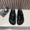 V Family orygine skórzane letnia letnia warstwa przeciw poślizgowi Kapcie Herring Blodowce Trendy klipsowe stóp Lekkie luksusowe sandały plażowe