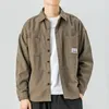 Män skjortor långärmare jackor fickfjäder höst cardigan mode streetwear manlig casual överdimensionerad päls lösa blusar 240329