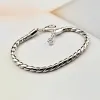 Naszyjniki moda 925 Sterling Silver Snake Men Bransoletka Kości Solidna srebrna bransoletka Bransoletka Bransoletka Retro Klasyczna biżuteria 4 mm20 cm Bransoletka