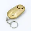 NIEUW 2024 130 DB SAPESOUND PERSOONLIJKE SECEIVE ALARM Keychain met LED -verlichting Mini Self Defense Electronic Device voor vrouwen meisjes kinderen voor zelf