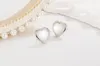 Stud Küpe 925 Sterling Gümüş Romantik Aşk Beyaz Kabuk Kalp Kadınlar için Sevgililer Günü Güzel Takı Hediyesi BSE969