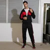 Set da corsa Corea Sport Autunno Sport Uomini Casualmente a maniche lunghe abbigliamento da palestra in due pezzi da jogging set da jogging