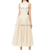 2024 Spring New Stand Up Neck Style Light Mogen Style Dress Design med 100 veck för att ta emot midjeslimningsklänning Lång kjol