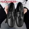 Casual schoenen Echte lederen heren slip op kwastjes Loafers Men Handgemaakte mocassins mannelijke drijvende zakelijke flats luxe loafer