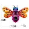 Decorações de jardim Crafts Metal Bee 19.5 13 1CM 1PC 3d Aparência decoração de jardinagem Decoração de casa Iron abelha ornamento multicolor