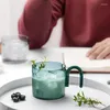 Tasses en verre créatif versant une tasse de tasse de café coloré à la chaleur tasses pour petit-déjeuner pour le thé verres mignons
