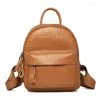 Школьные сумки 2024 Высококачественный кожаный академический стиль рюкзак модный случай повседневной топ -слой ученик Cowhide