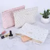 Kosmetiska väskor väska söta mönster damer tvättar quiltad rombisk gitter multifunktion casual bärbart mode för helgsemester