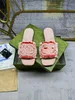 zomer slippers luxe ontwerper zonnig strand sandaal kussen zwembad glijbanen vintage schoen dames mode zachte platte schoenen met groene doos maat 35-41